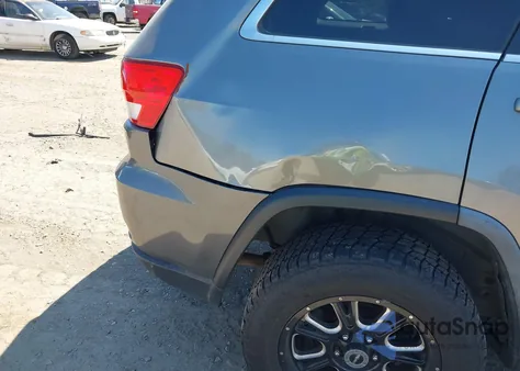 2012 Jeep Grand Cherokee Laredo z USA, uszkodzony, nr VIN 1C4RJFAG1CC184211